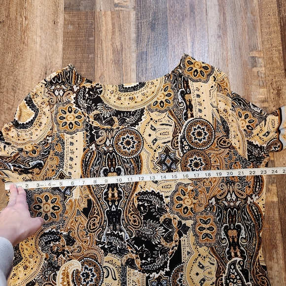 Samantha's Style Shoppe Dress - Picture 3 of 5